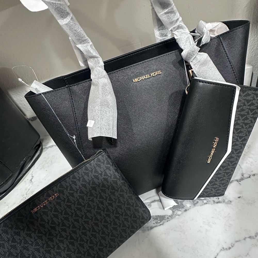 Michael Kors Elegant Black Tote and Wallet Set